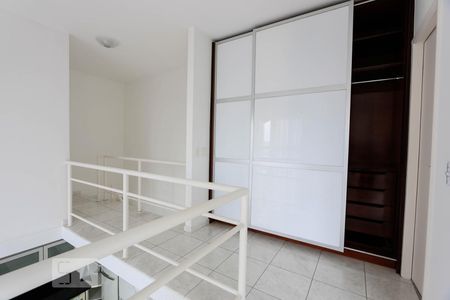 Suite de apartamento à venda com 1 quarto, 82m² em Paraíso do Morumbi, São Paulo
