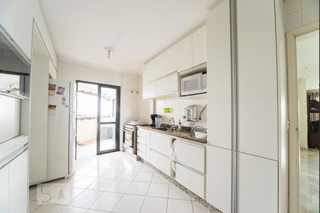 Apartamento à venda com 139m², 4 quartos e 6 vagasCozinha