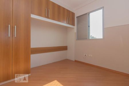 Quarto 2 de apartamento para alugar com 2 quartos, 50m² em Rio Pequeno, São Paulo