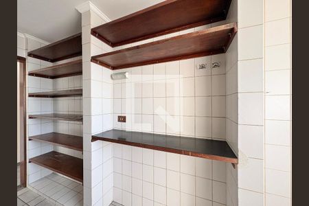 Cozinha de apartamento para alugar com 2 quartos, 58m² em Vila Amélia, São Paulo