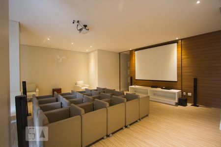 Apartamento à venda com 134m², 4 quartos e 2 vagasCinema
