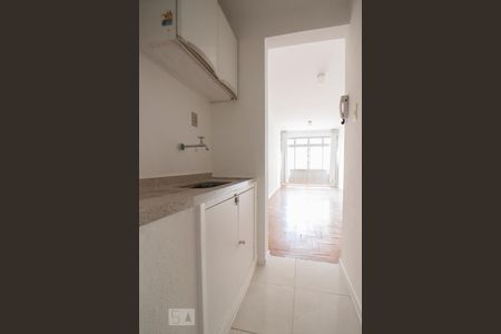 Cozinha de kitnet/studio à venda com 1 quarto, 31m² em Vila Buarque, São Paulo