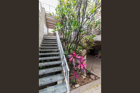 Casa à venda com 375m², 4 quartos e 2 vagasFachada