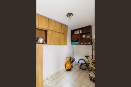 Casa à venda com 375m², 4 quartos e 2 vagasQuarto de serviço