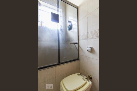 Casa à venda com 375m², 4 quartos e 2 vagasBanheiro