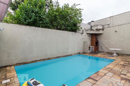 Casa à venda com 375m², 4 quartos e 2 vagasPiscina