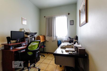 Apartamento à venda com 210m², 3 quartos e 3 vagas Apartamento à venda com 210m², 3 quartos e 3 vagasescritorio