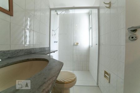 Apartamento para alugar com 80m², 3 quartos e 1 vaga Apartamento para alugar com 80m², 3 quartos e 1 vagaBanheiro