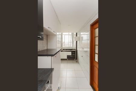 Apartamento para alugar com 60m², 2 quartos e 1 vaga Apartamento para alugar com 60m², 2 quartos e 1 vagaCozinha