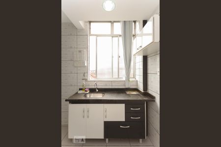 Cozinha de apartamento para alugar com 2 quartos, 60m² em Tijuca, Rio de Janeiro