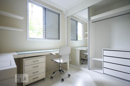 Quarto 1 de apartamento para alugar com 2 quartos, 42m² em Jardim Leonor, São Paulo