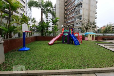 playground de apartamento para alugar com 4 quartos, 159m² em Real Parque, São Paulo
