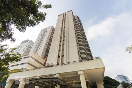 Apartamento para alugar com 40m², 1 quarto e 1 vaga Apartamento para alugar com 40m², 1 quarto e 1 vagaFachada - Condomínio