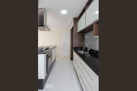 Cozinha de apartamento para alugar com 1 quarto, 58m² em Vila Guilherme, São Paulo