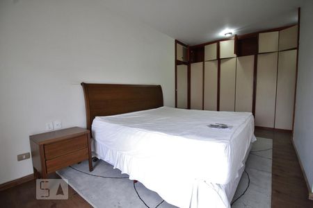 Apartamento à venda com 292m², 4 quartos e 3 vagasSuíte 2