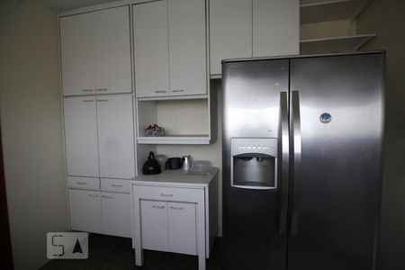 Apartamento à venda com 292m², 4 quartos e 3 vagasCozinha