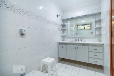 Apartamento para alugar com 172m², 3 quartos e 2 vagas Apartamento para alugar com 172m², 3 quartos e 2 vagasBanheiro Suite