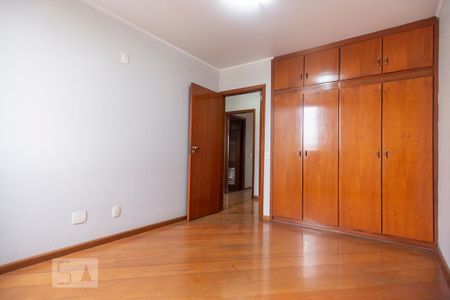 Apartamento para alugar com 172m², 3 quartos e 2 vagas Apartamento para alugar com 172m², 3 quartos e 2 vagasQuarto 1