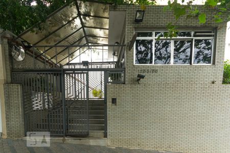 Apartamento para alugar com 90m², 3 quartos e 1 vagaFachada