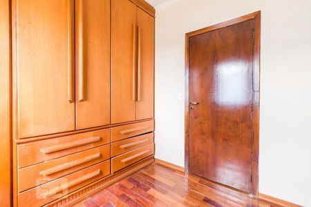 Casa à venda com 240m², 5 quartos e 3 vagasSuíte 02