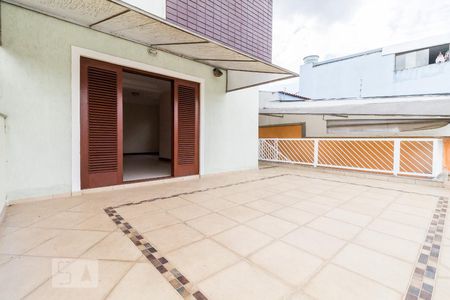 Casa à venda com 240m², 5 quartos e 3 vagasVaranda