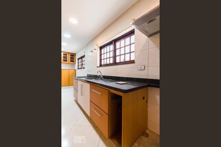 Casa à venda com 240m², 5 quartos e 3 vagasCozinha