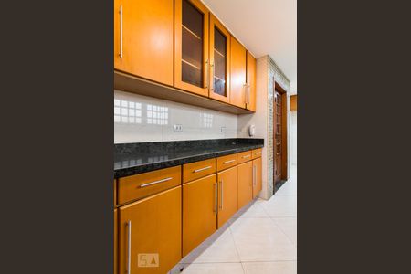 Casa à venda com 240m², 5 quartos e 3 vagasCozinha