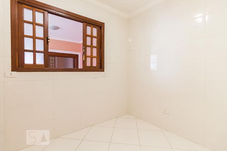 Casa à venda com 240m², 5 quartos e 3 vagasQuarto fundos 02