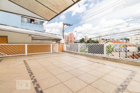 Casa à venda com 240m², 5 quartos e 3 vagasVaranda
