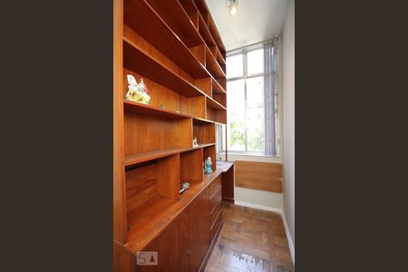 Apartamento para alugar com 100m², 3 quartos e 1 vagaHall quarto 2/Estante