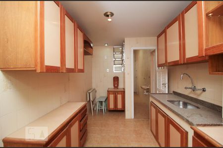 Apartamento para alugar com 100m², 3 quartos e 1 vagaCozinha/Armários