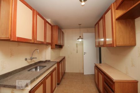 Apartamento para alugar com 100m², 3 quartos e 1 vagaCozinha/Armários