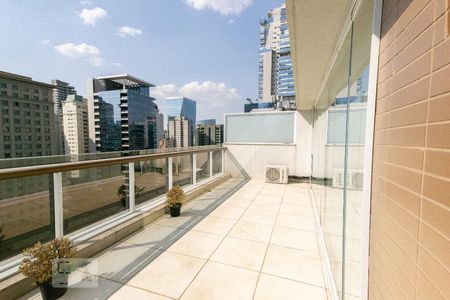 Apartamento para alugar com 76m², 1 quarto e 2 vagasVaranda