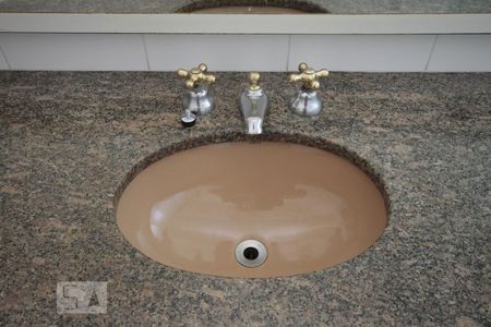 Apartamento à venda com 210m², 4 quartos e 2 vagasBanheiro