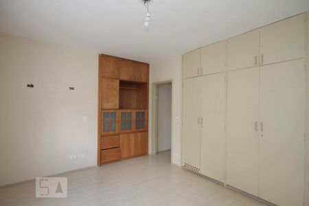 Apartamento à venda com 210m², 4 quartos e 2 vagasSuíte 2
