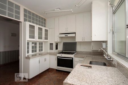 Apartamento à venda com 210m², 4 quartos e 2 vagasCozinha