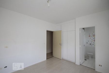 Apartamento à venda com 210m², 4 quartos e 2 vagasSuíte 1
