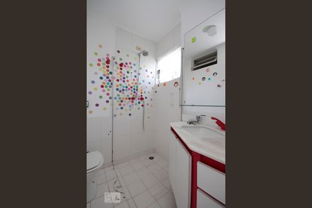 Apartamento à venda com 210m², 4 quartos e 2 vagasBanheiro da Suíte 1