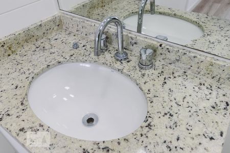 Apartamento para alugar com 45m², 1 quarto e 1 vagaBanheiro da Suíte Pia