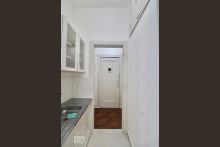 Studio à venda com 32m², 1 quarto e sem vaga Studio à venda com 32m², 1 quarto e sem vagaCozinha