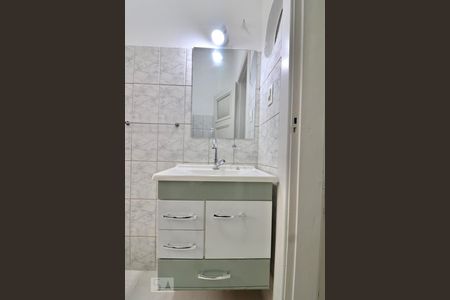 Studio à venda com 32m², 1 quarto e sem vaga Studio à venda com 32m², 1 quarto e sem vagaBanheiro