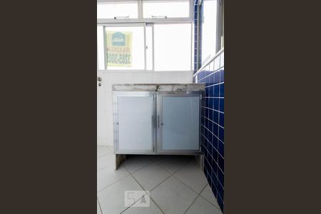 Apartamento à venda com 80m², 2 quartos e 1 vagaÁrea de Serviço