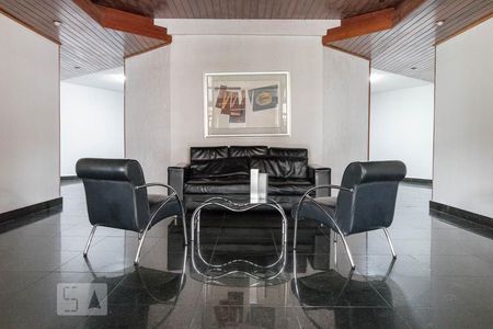 Apartamento à venda com 80m², 2 quartos e 1 vagaHall de Entrada