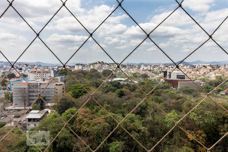Apartamento à venda com 80m², 2 quartos e 1 vagaVista Suíte