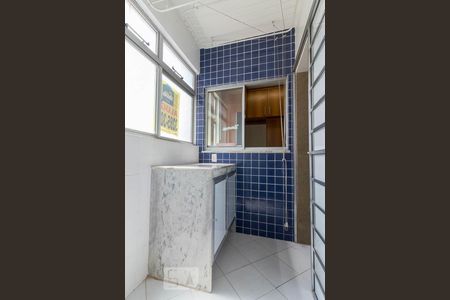 Apartamento à venda com 80m², 2 quartos e 1 vagaÁrea de Serviço