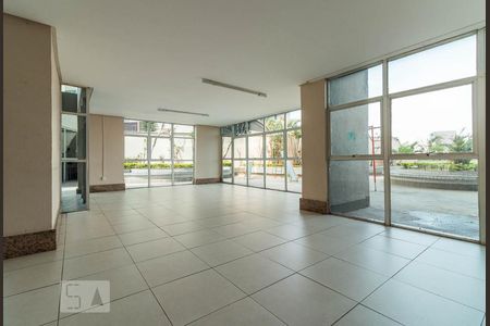 Apartamento à venda com 80m², 2 quartos e 1 vagaSalão de Festa