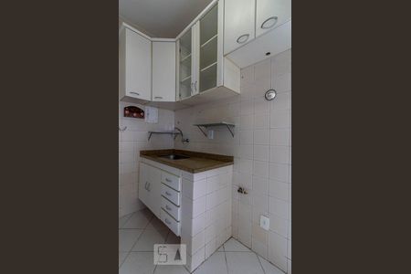 Apartamento à venda com 80m², 2 quartos e 1 vagaCozinha