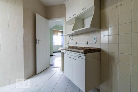 Apartamento à venda com 80m², 2 quartos e 1 vagaCozinha