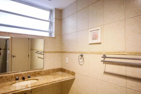 Apartamento à venda com 111m², 3 quartos e 1 vaga Apartamento à venda com 111m², 3 quartos e 1 vagaBanheiro