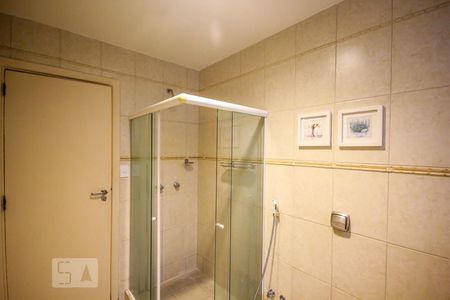 Apartamento à venda com 111m², 3 quartos e 1 vaga Apartamento à venda com 111m², 3 quartos e 1 vagaBanheiro